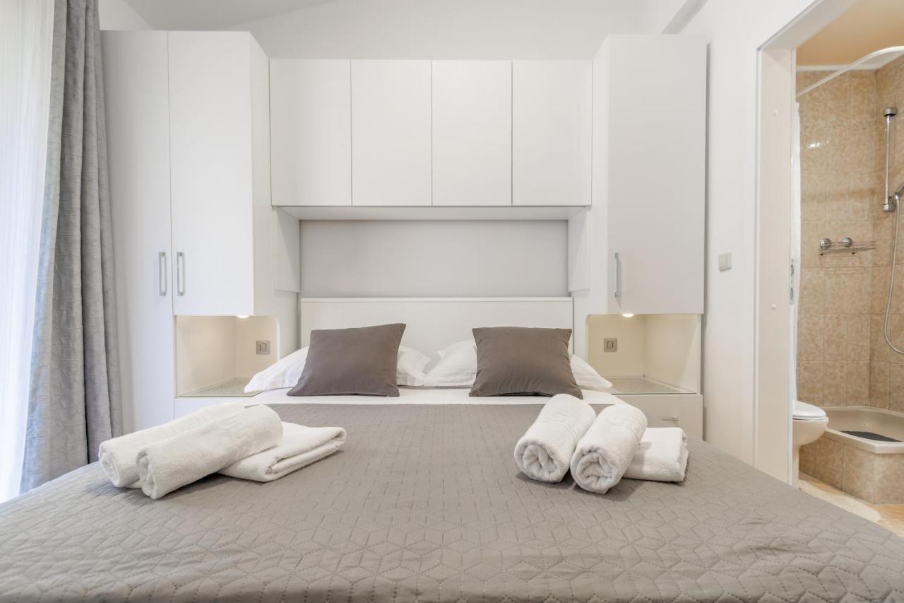 מאקרסקה Apartment Iva With Sea View מראה חיצוני תמונה