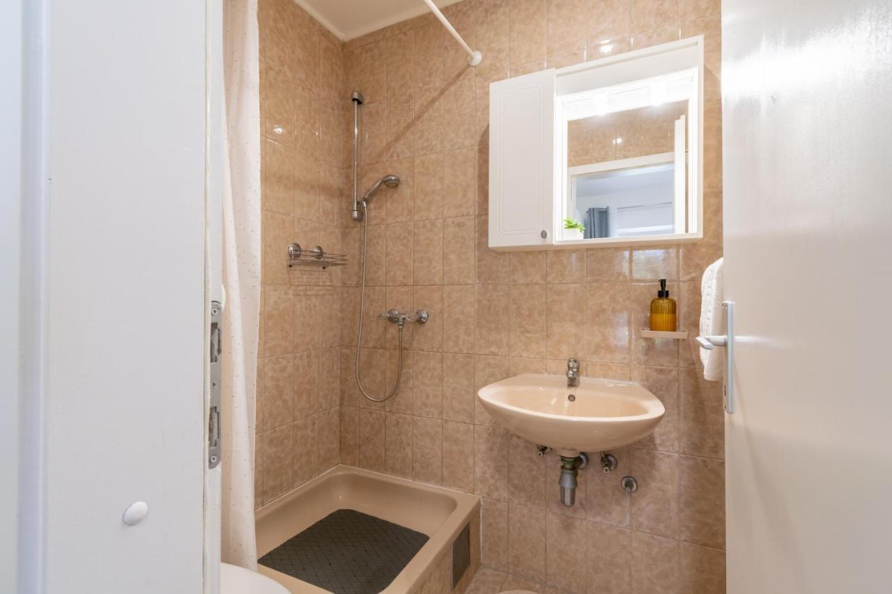 מאקרסקה Apartment Iva With Sea View מראה חיצוני תמונה