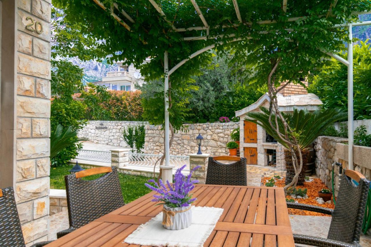 מאקרסקה Apartment Iva With Sea View מראה חיצוני תמונה